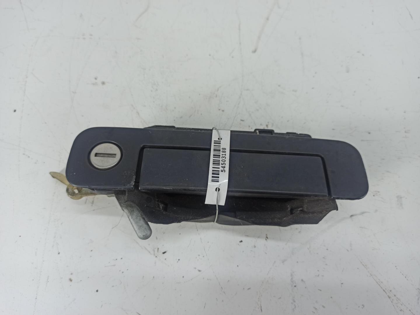 Ручка двери передней наружная правая