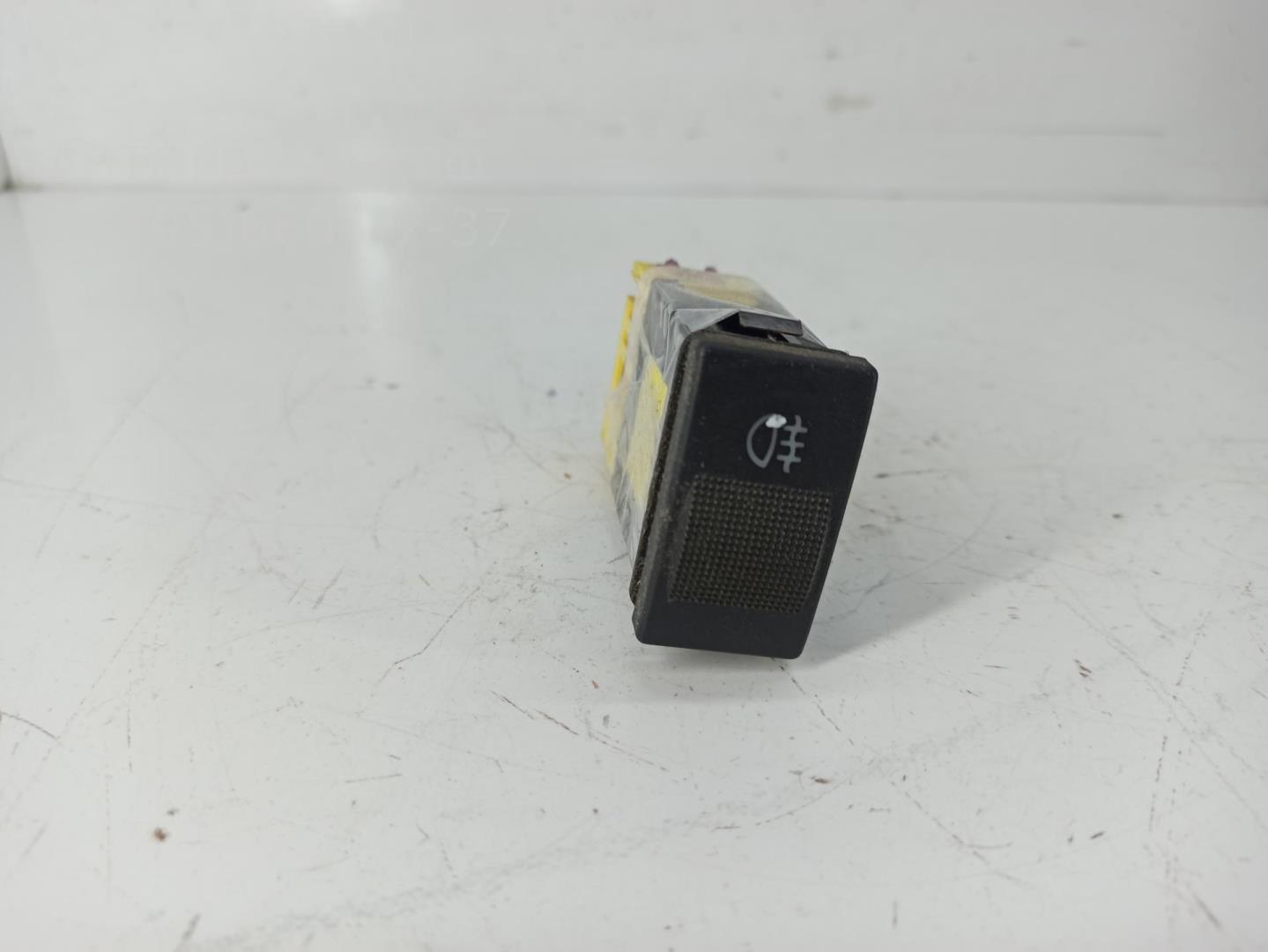 Кнопка света противотуманных фар