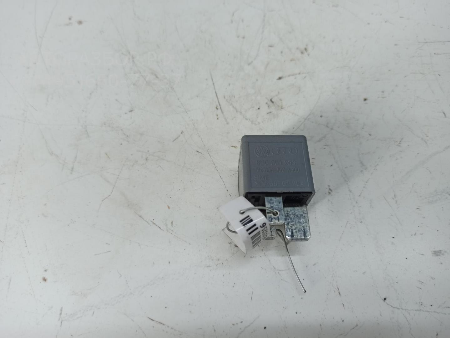 Реле вентилятора радиатора