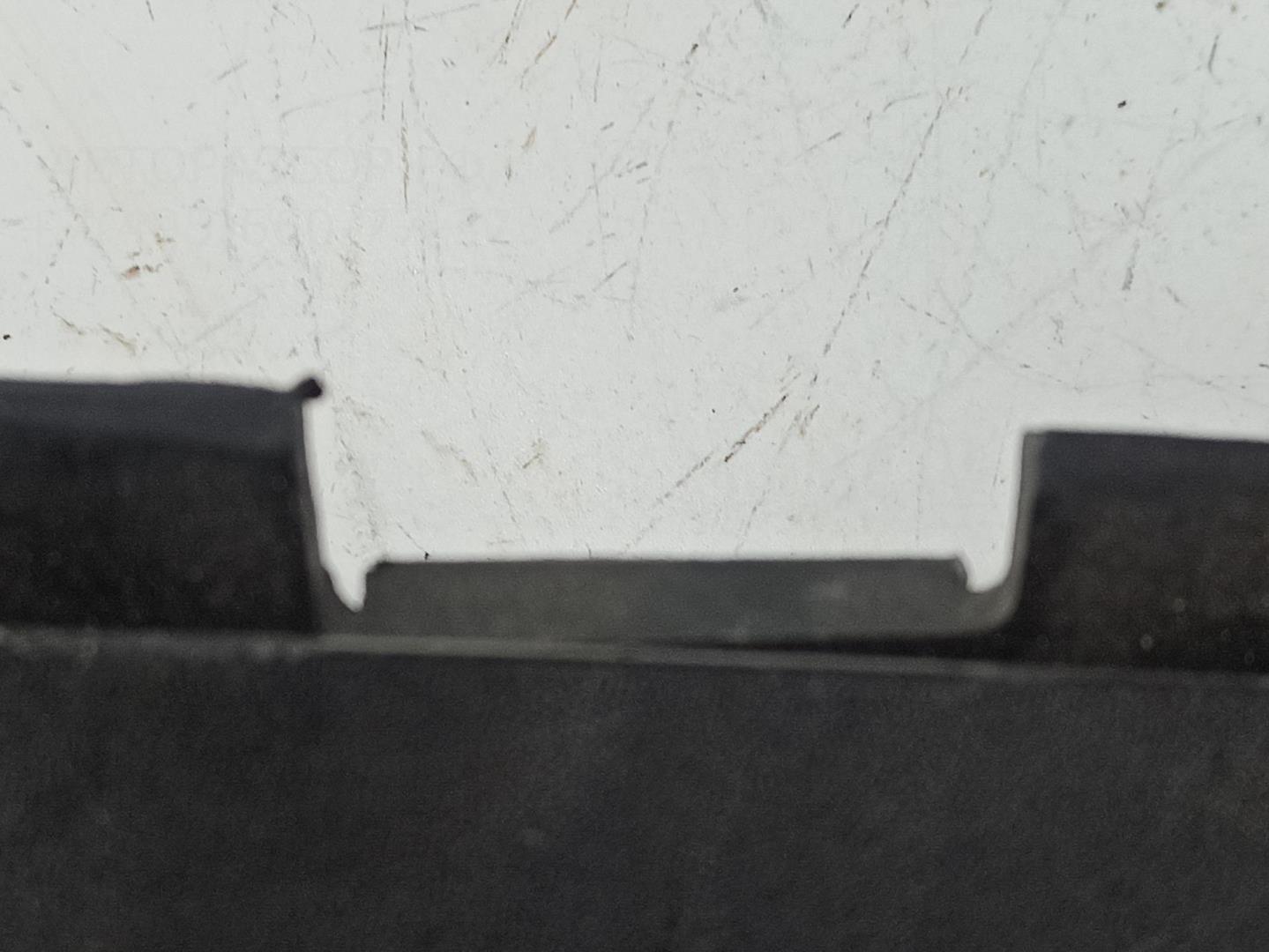 Решетка стеклоочистителей (Жабо)