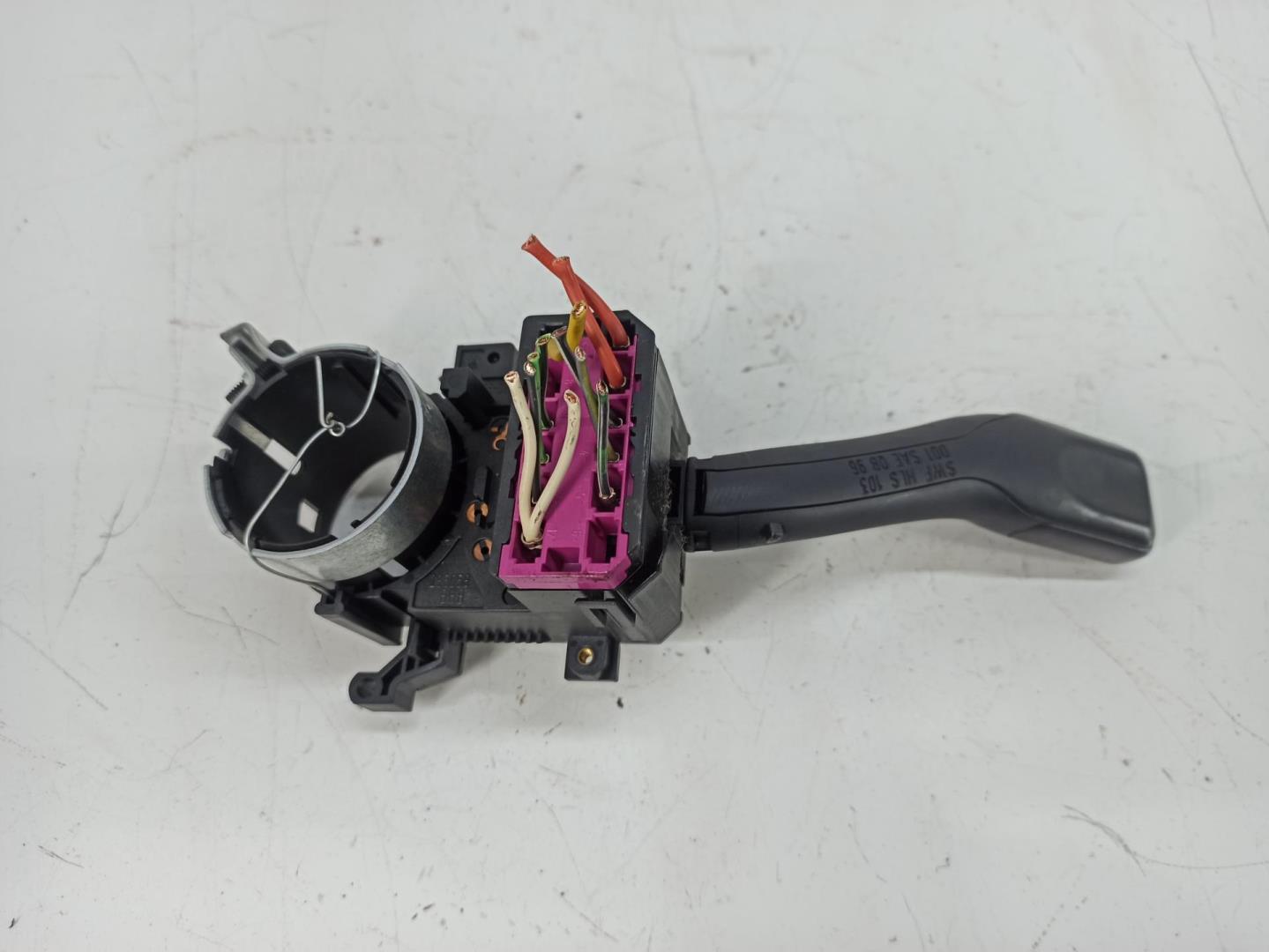 Переключатель поворотов подрулевой