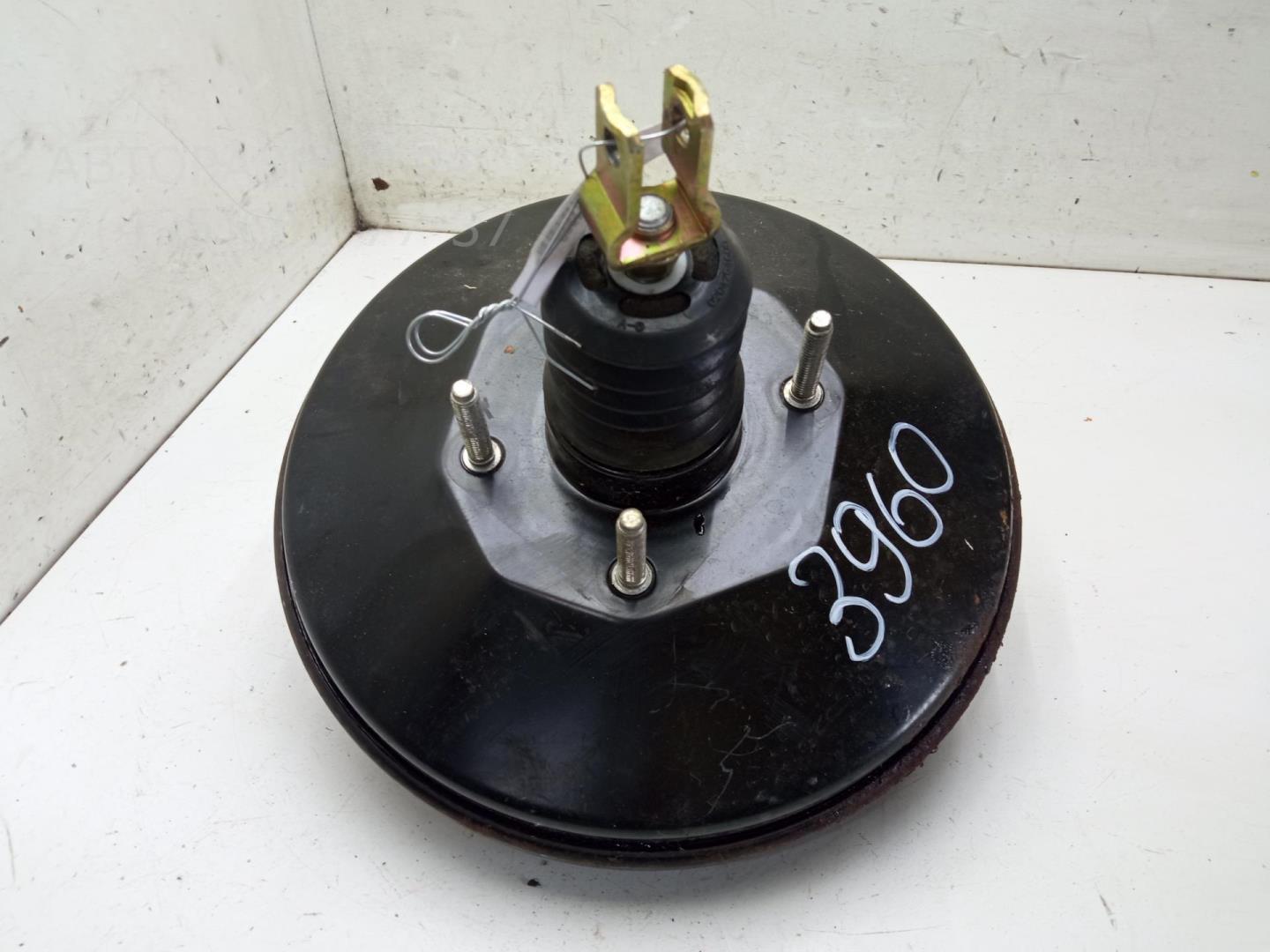 Усилитель тормозов вакуумный