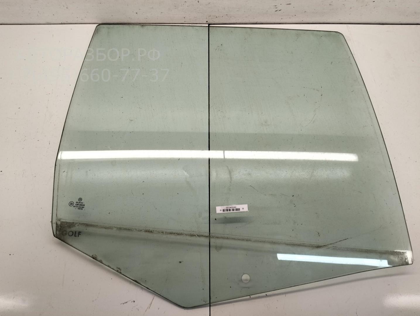 Стекло двери задней правой