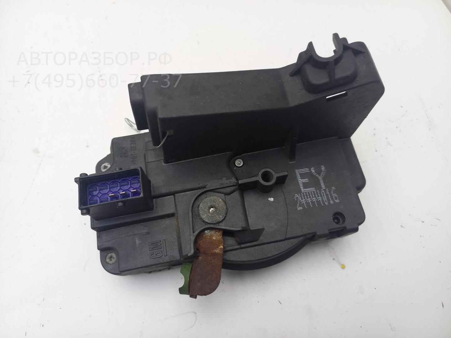 Замок двери передней правой