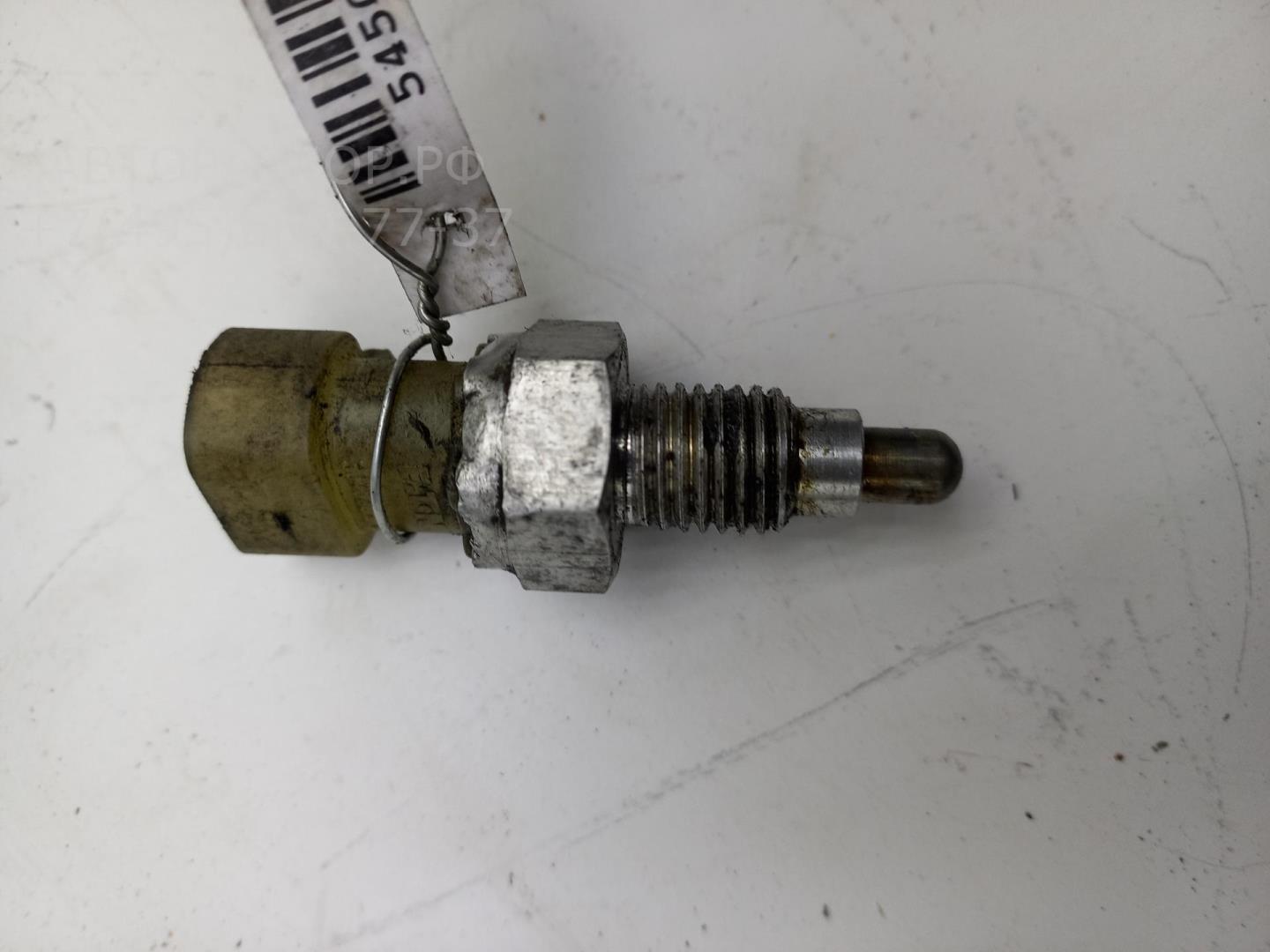 Датчик включения заднего хода