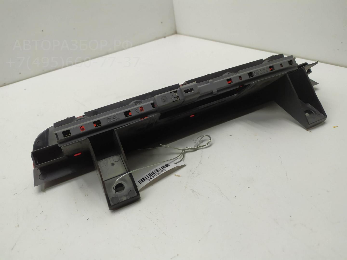 Фонарь задний (стоп сигнал)