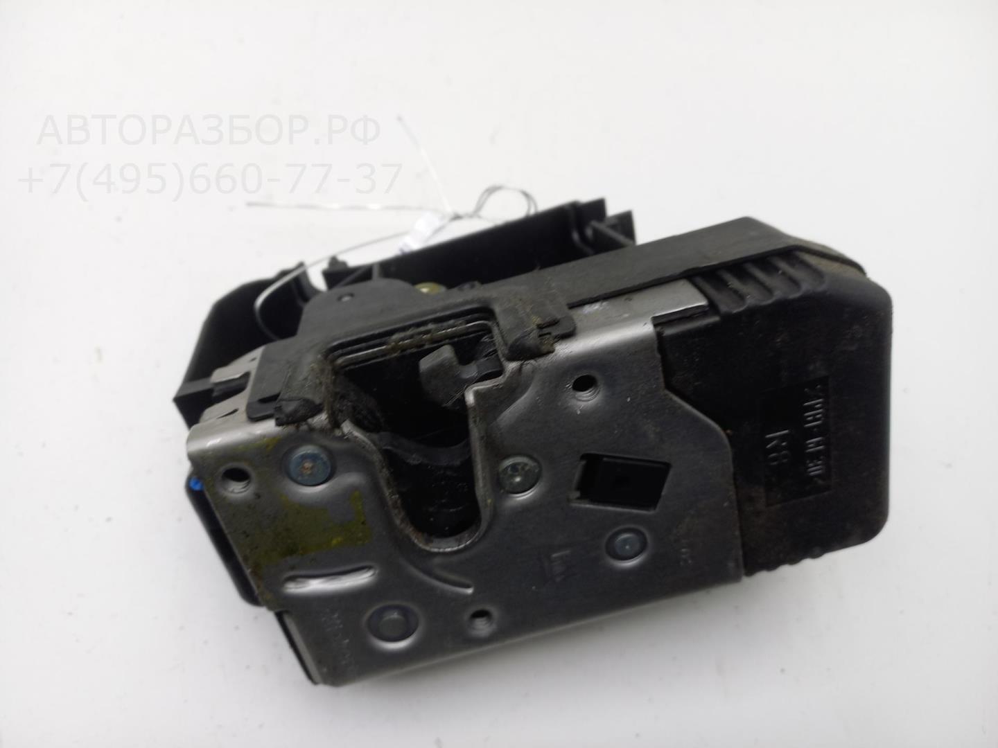 Замок двери передней правой