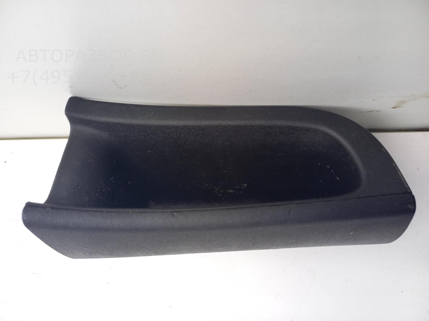 Ручка двери задней внутренняя правая