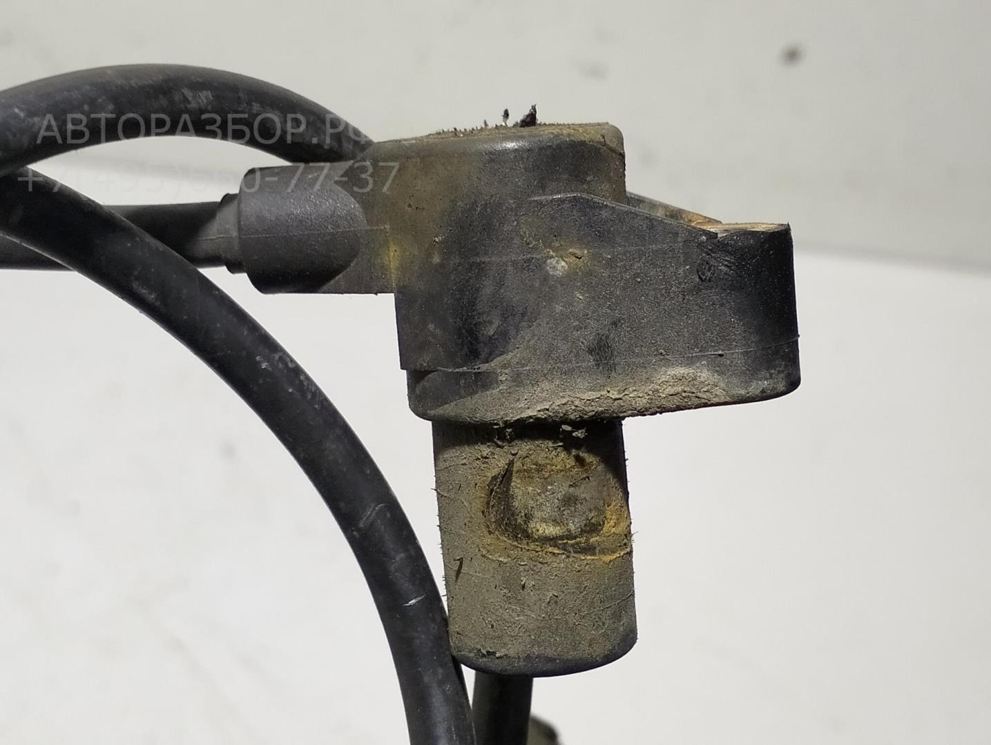 Датчик ABS передний