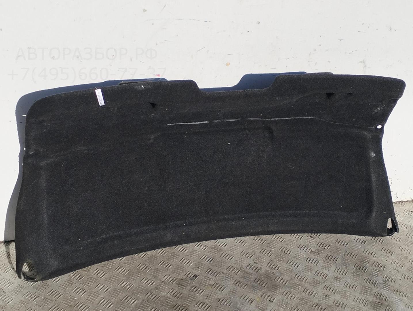 Обшивка крышки багажника