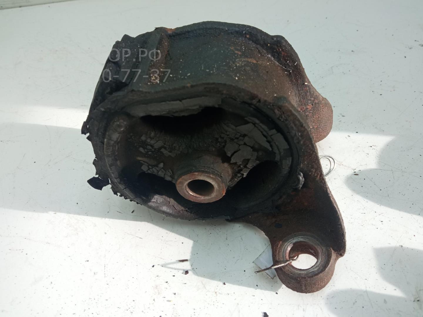 Опора двигателя