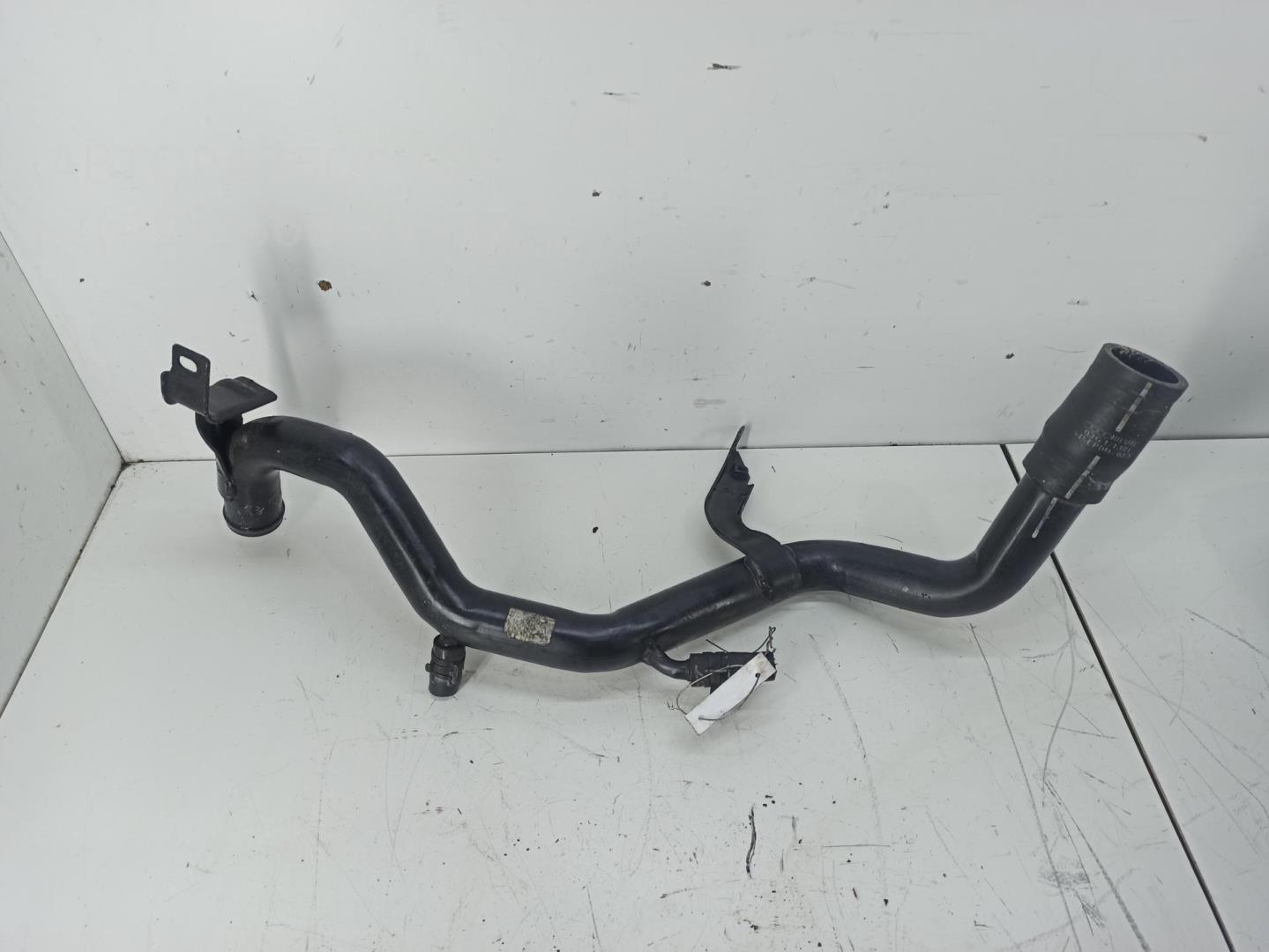 Трубка системы охлаждения