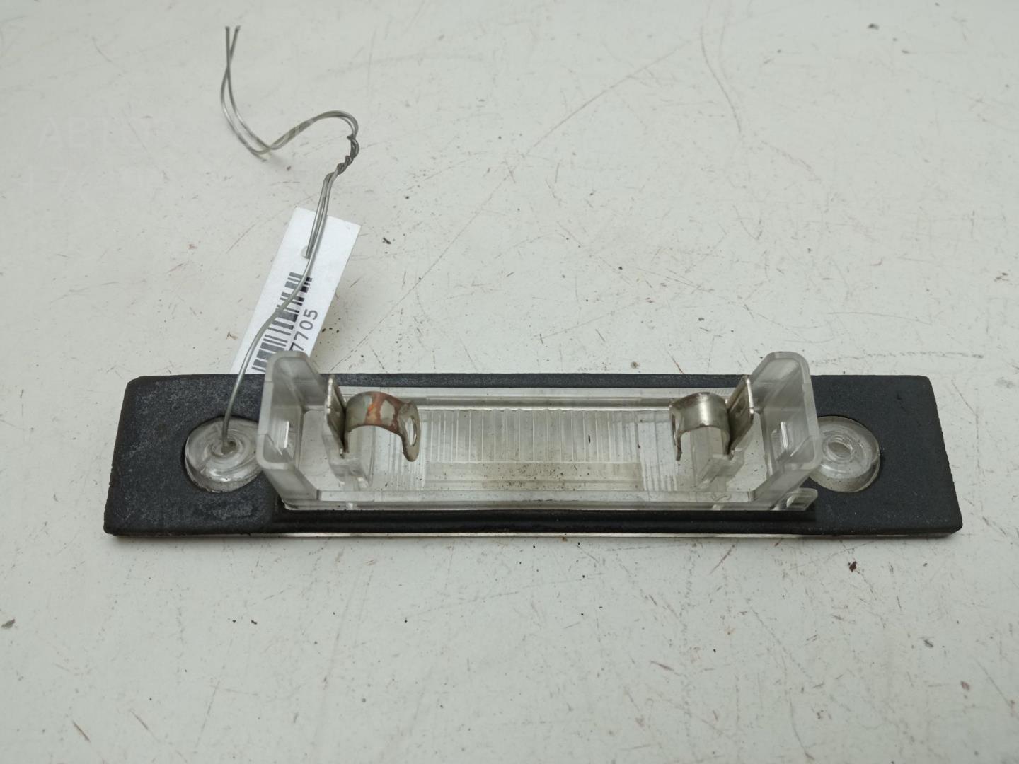 Фонарь подсветки номера