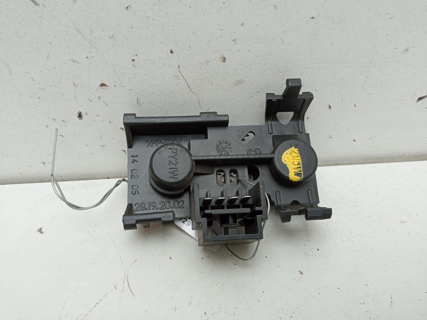 Плата заднего фонаря левого