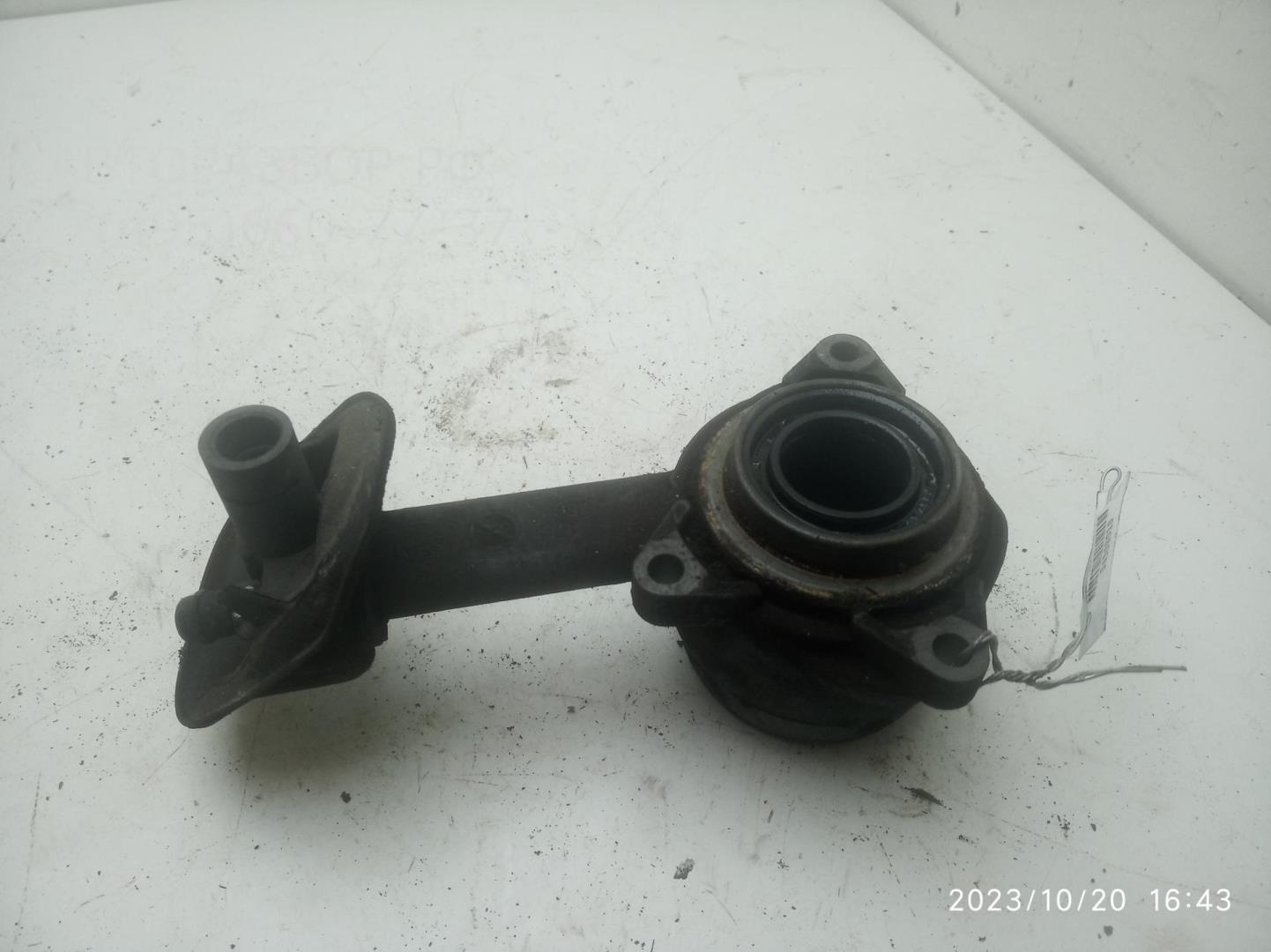 Цилиндр сцепления рабочий