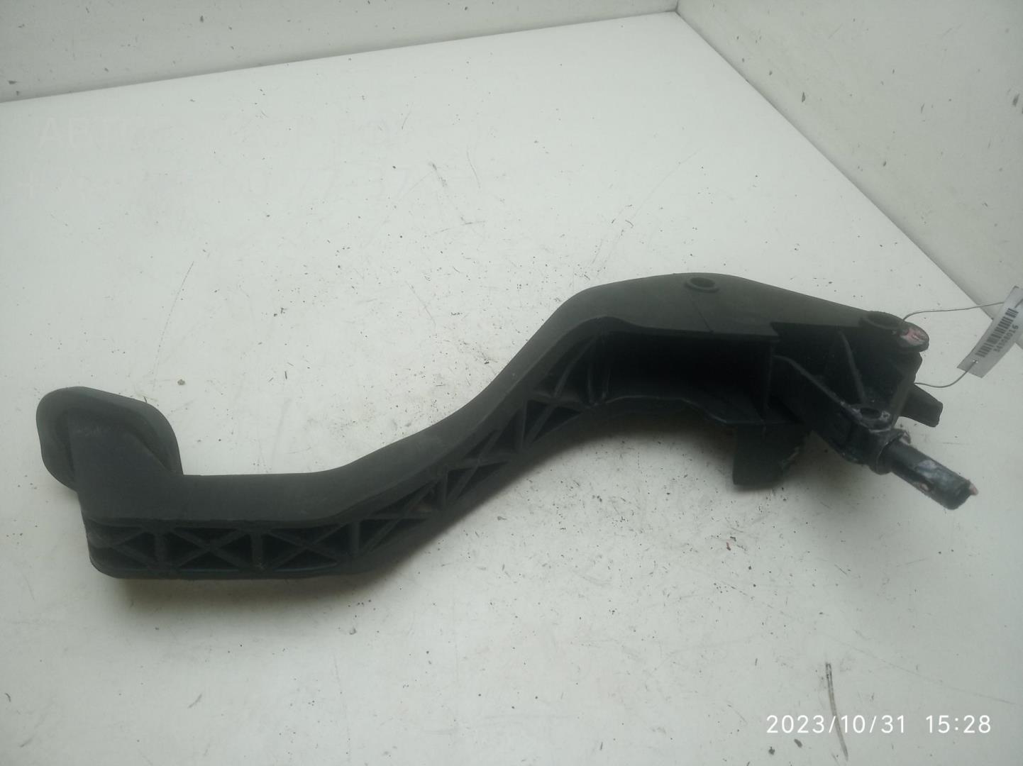 Педаль сцепления