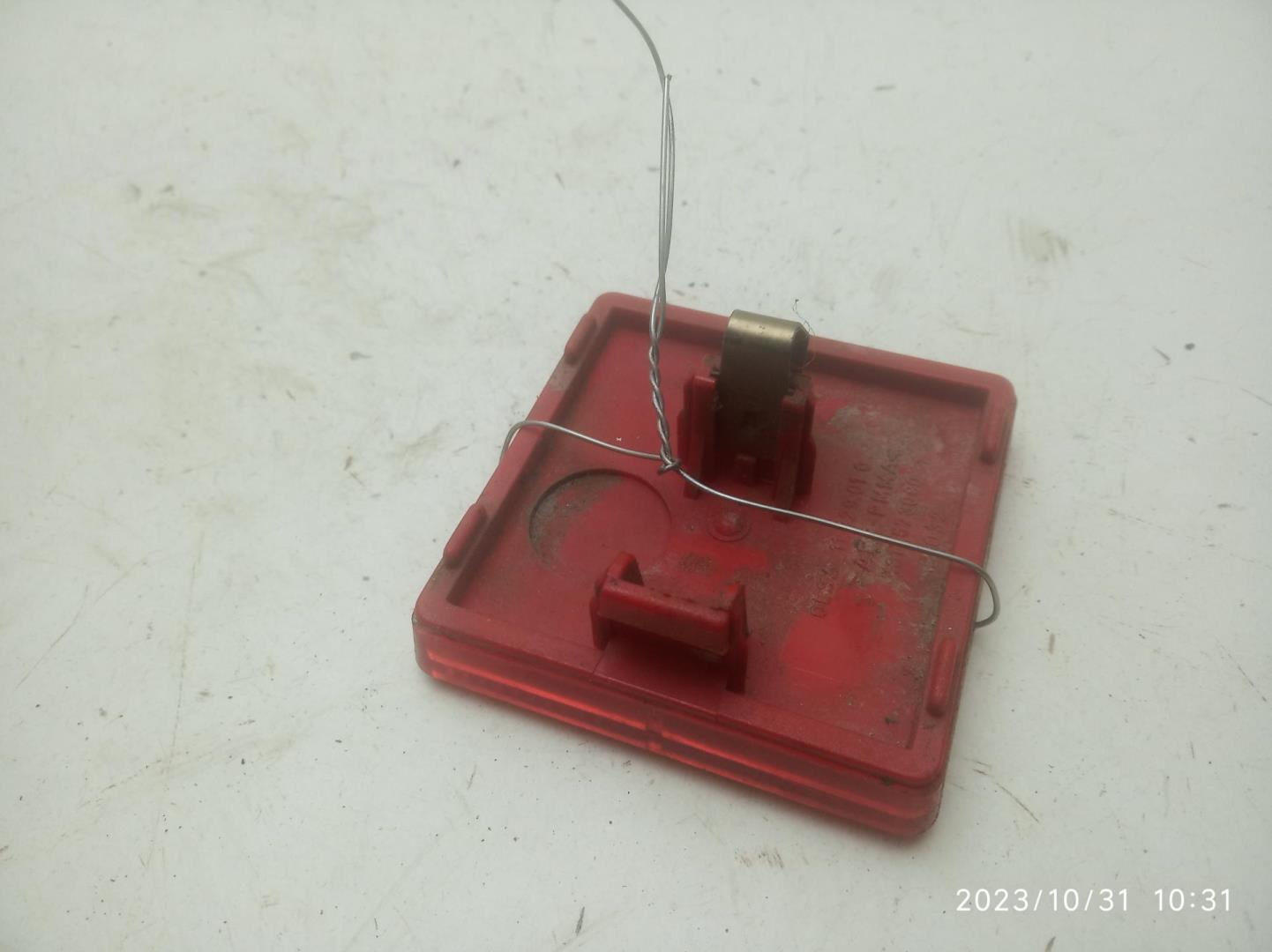 Отражатель в бампер задний правый