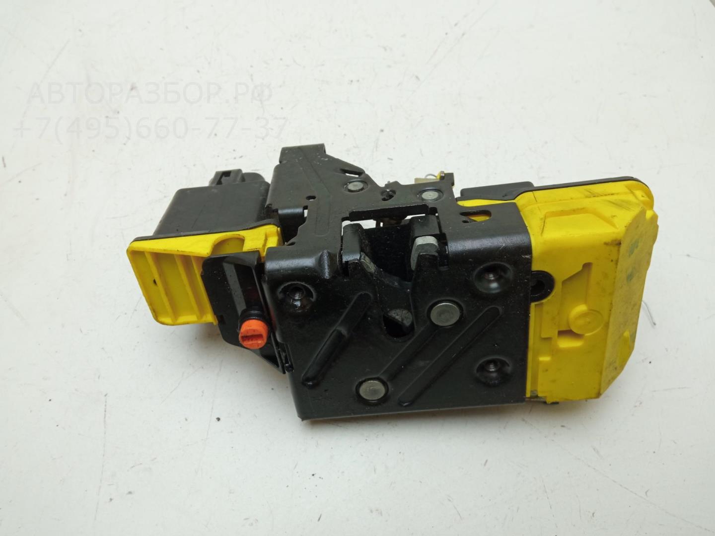 Замок двери задней правой