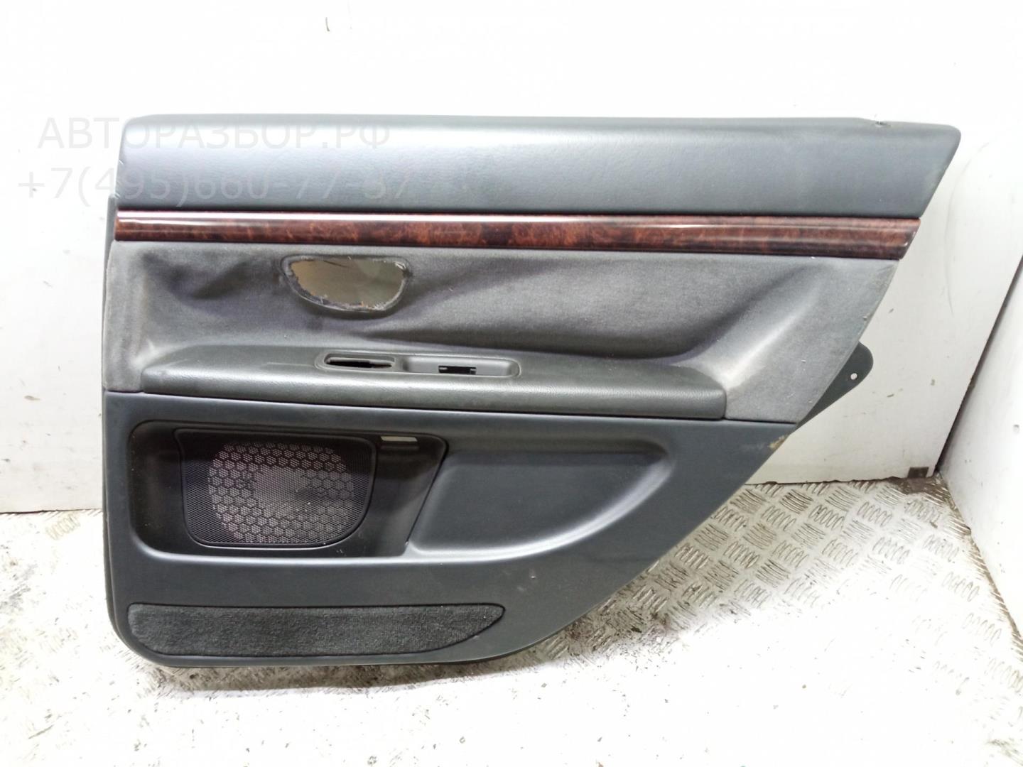 Обшивка двери задней правой