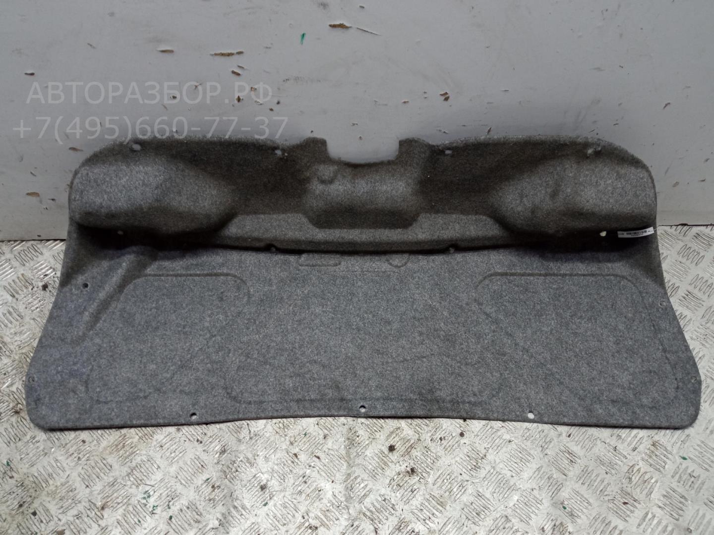 Обшивка крышки багажника