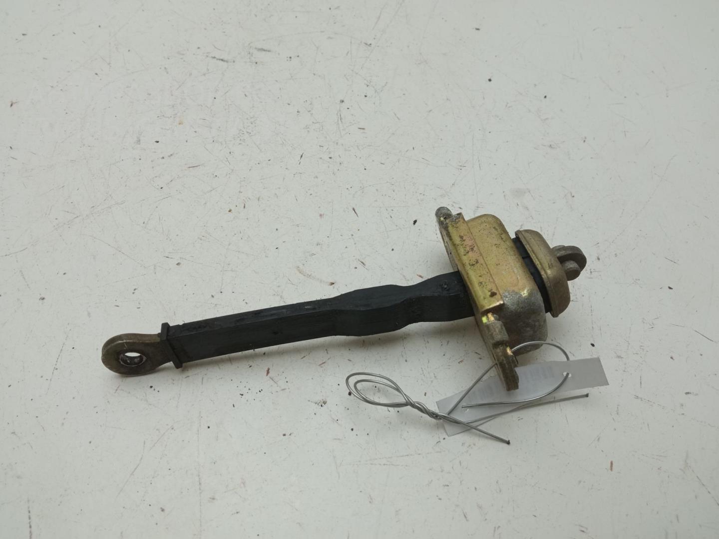 Ограничитель двери