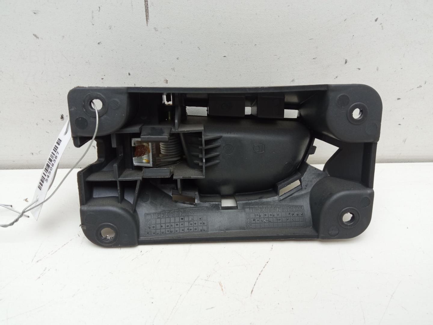 Ручка двери задней внутренняя правая