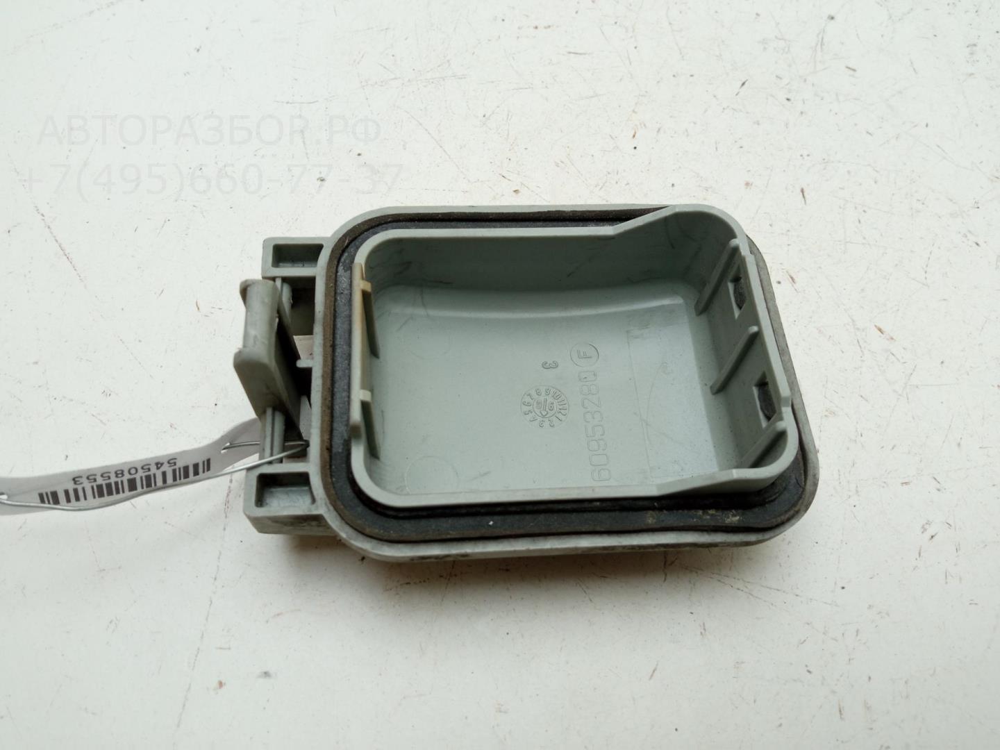 Крышка фары левой