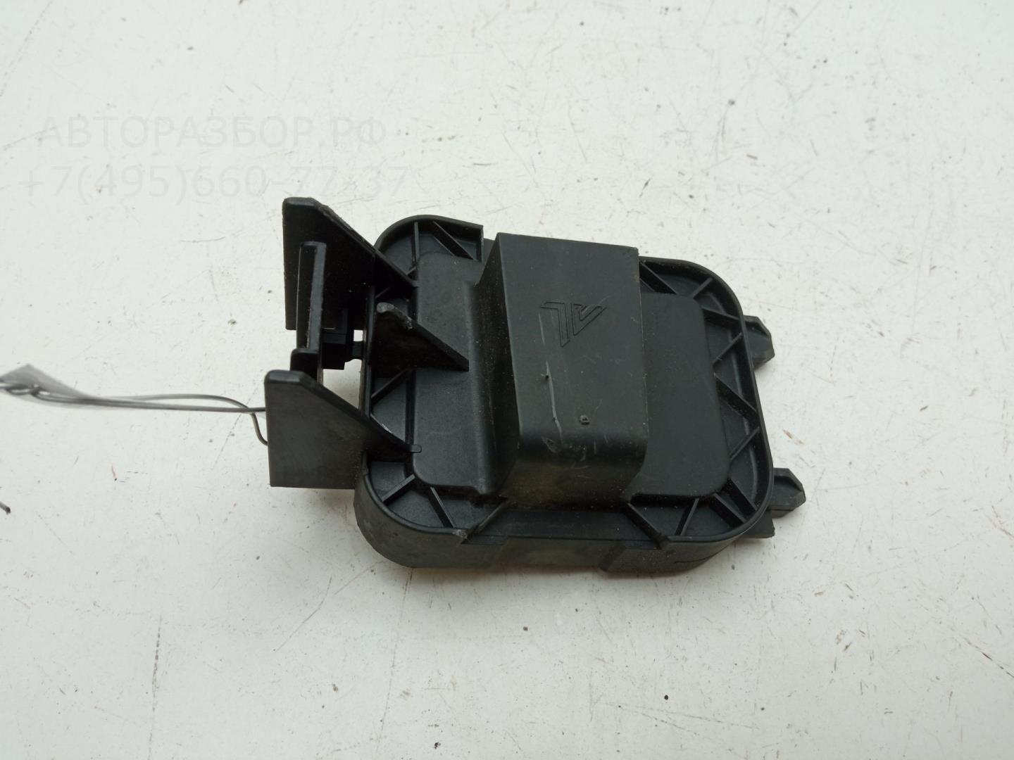 Крышка фары левой