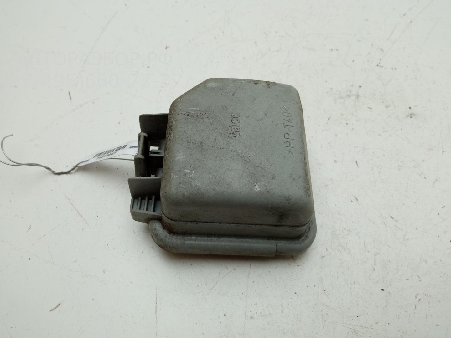 Крышка фары левой