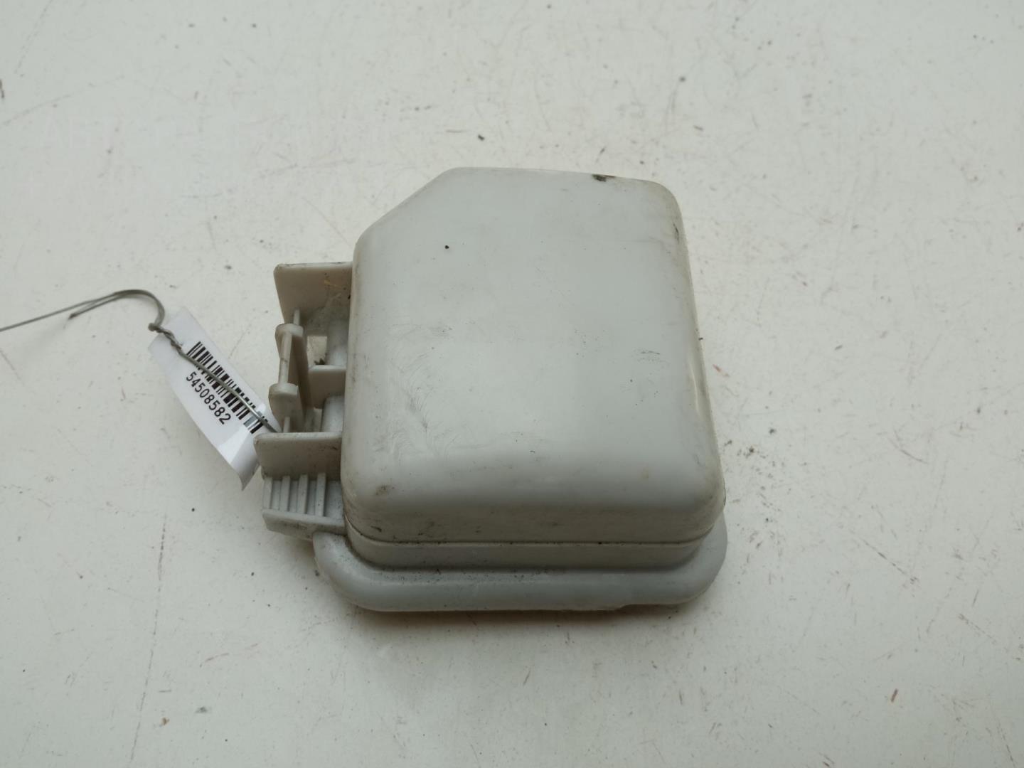 Крышка фары левой