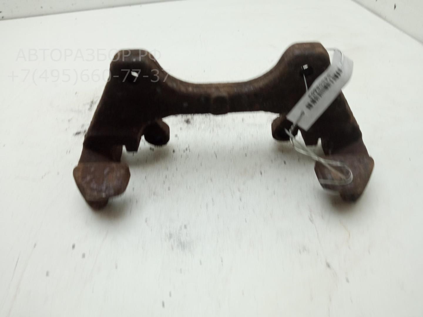 Скоба суппорта переднего