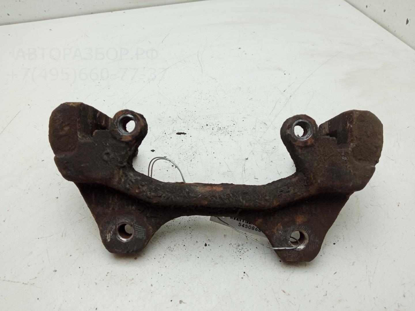 Скоба суппорта переднего