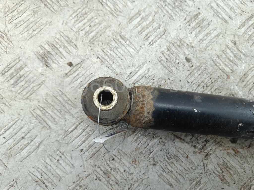 Амортизатор задний правый