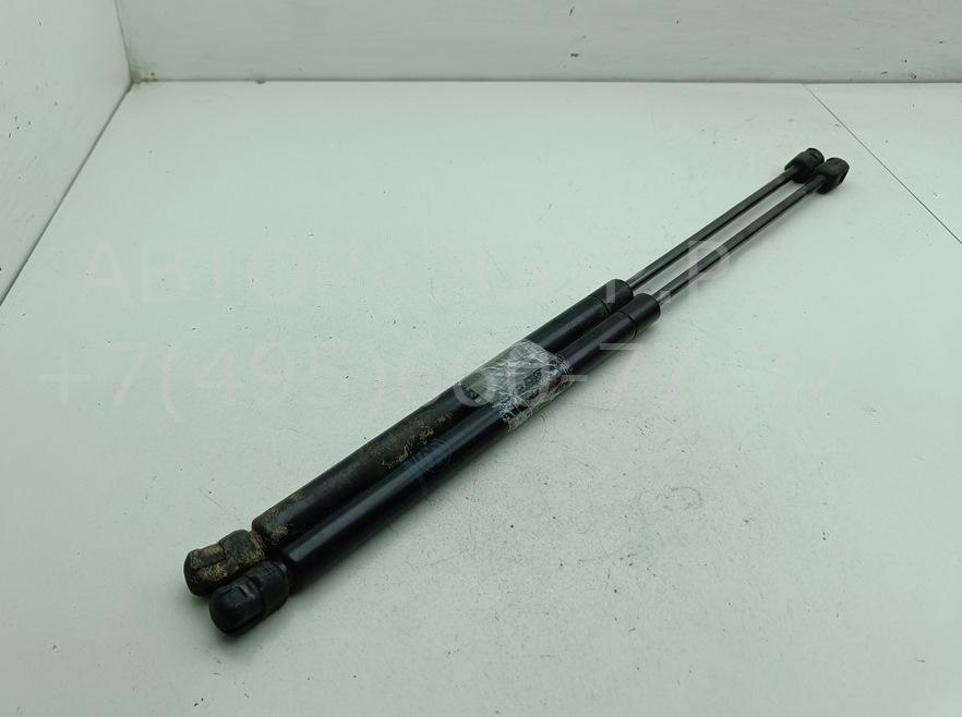 Амортизатор крышки багажника