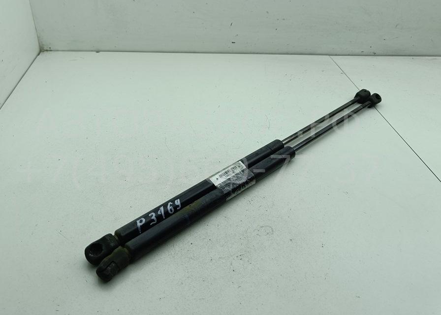 Амортизатор крышки багажника