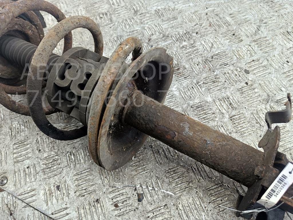 Амортизатор передний левый