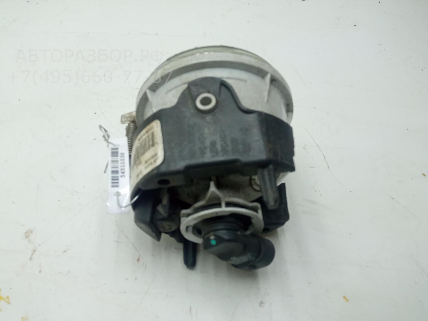 Фара противотуманная правая