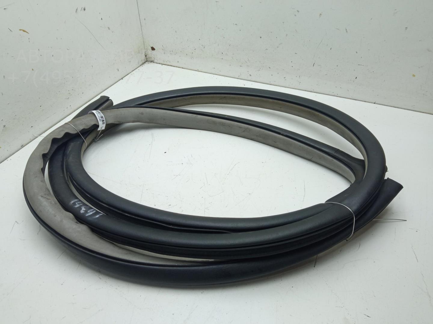 Уплотнитель двери