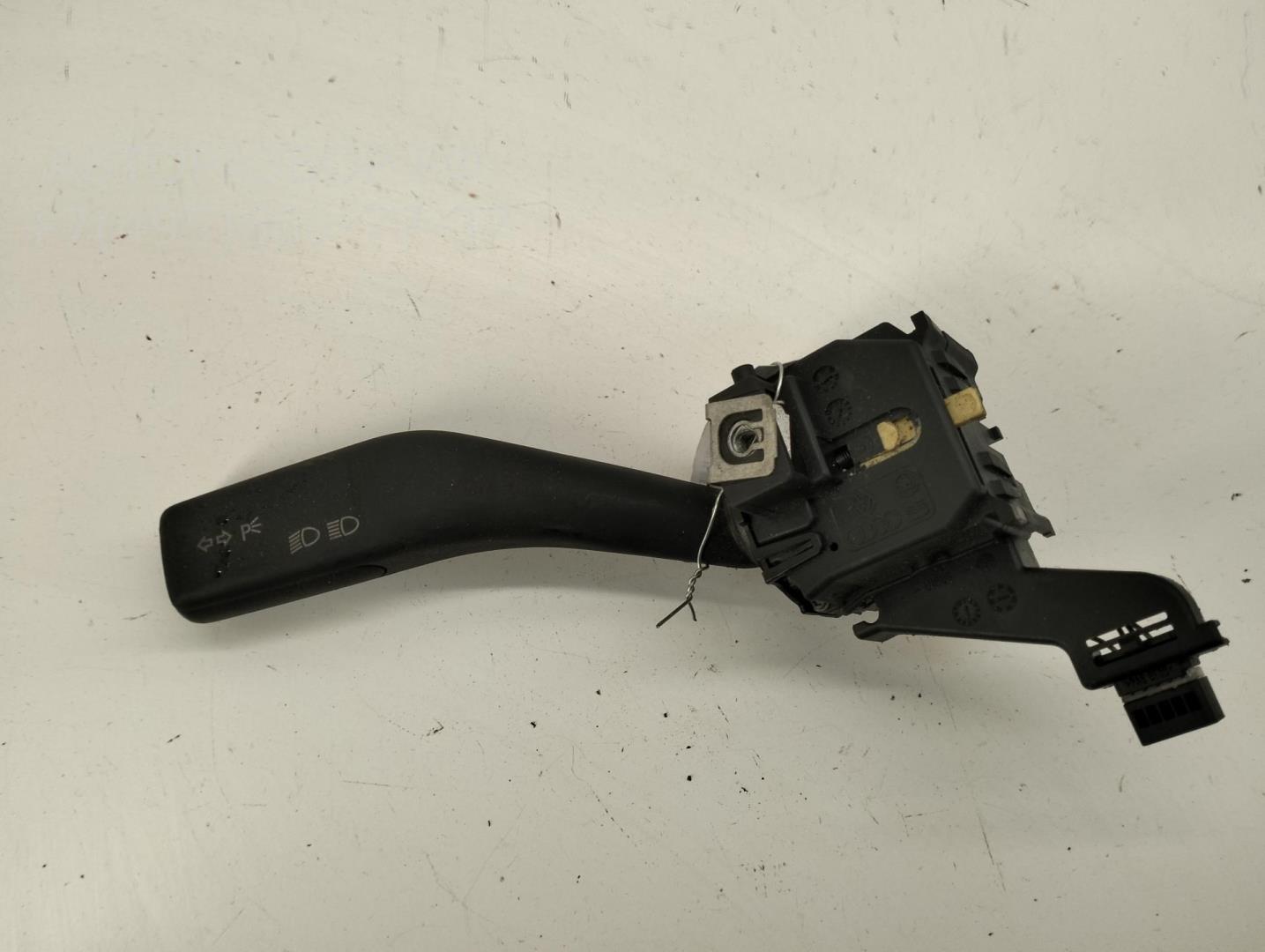 Переключатель поворотов подрулевой