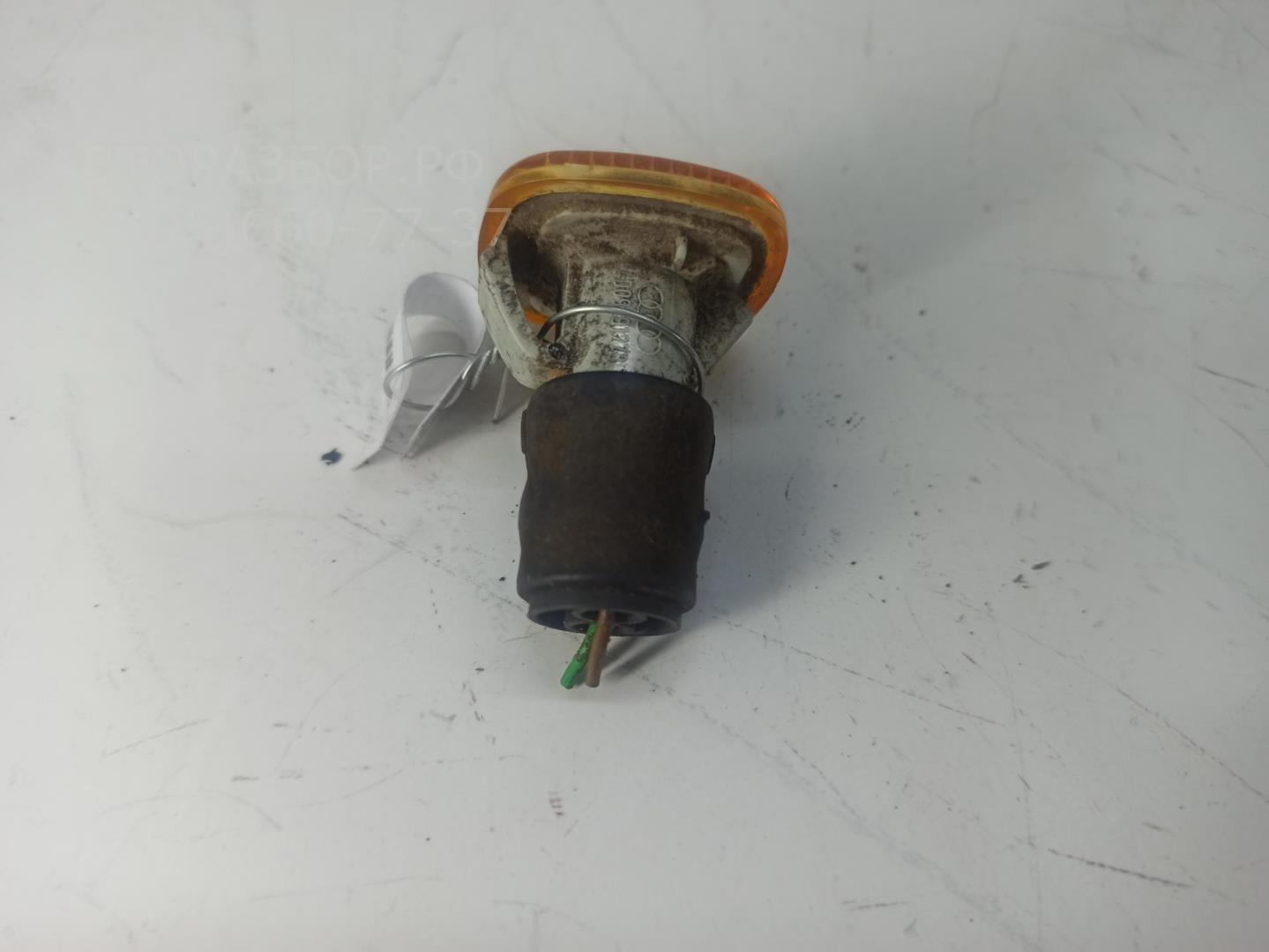 Указатель поворота правый