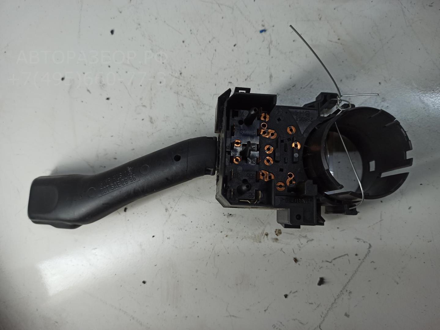 Переключатель поворотов подрулевой