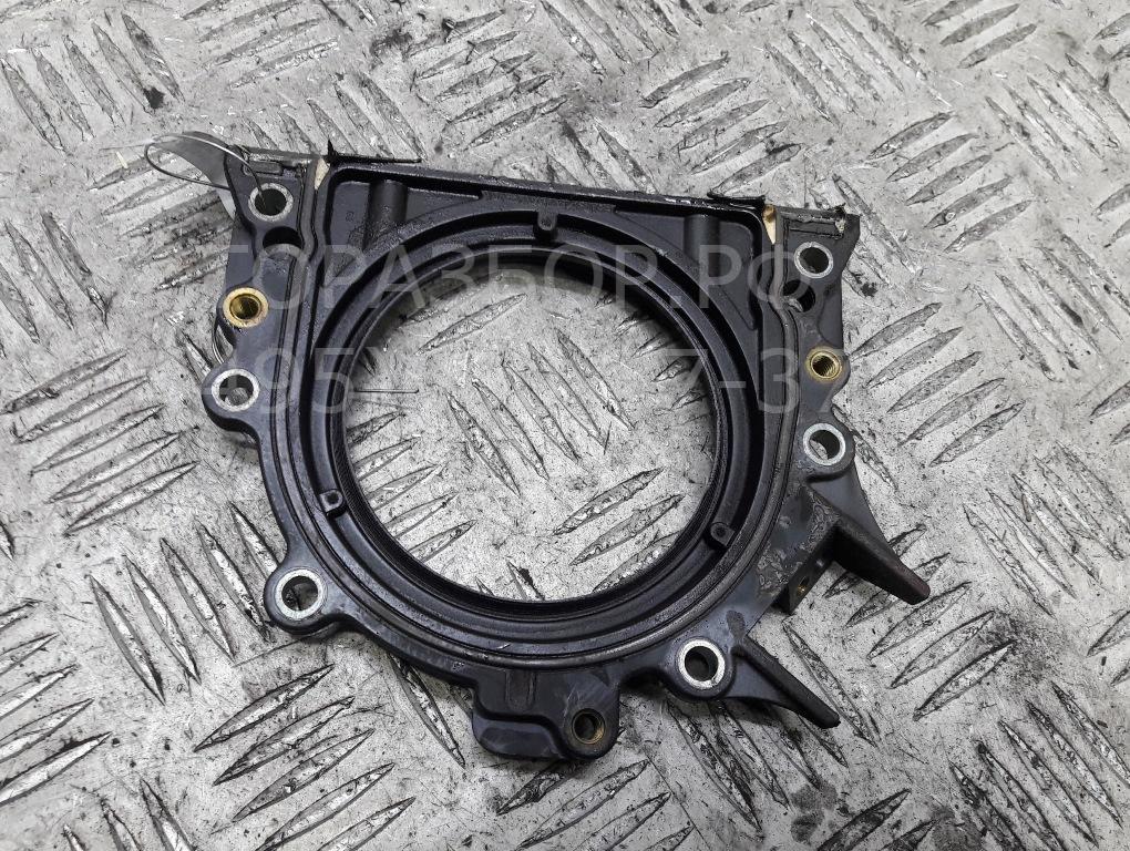 Крышка двигателя передняя