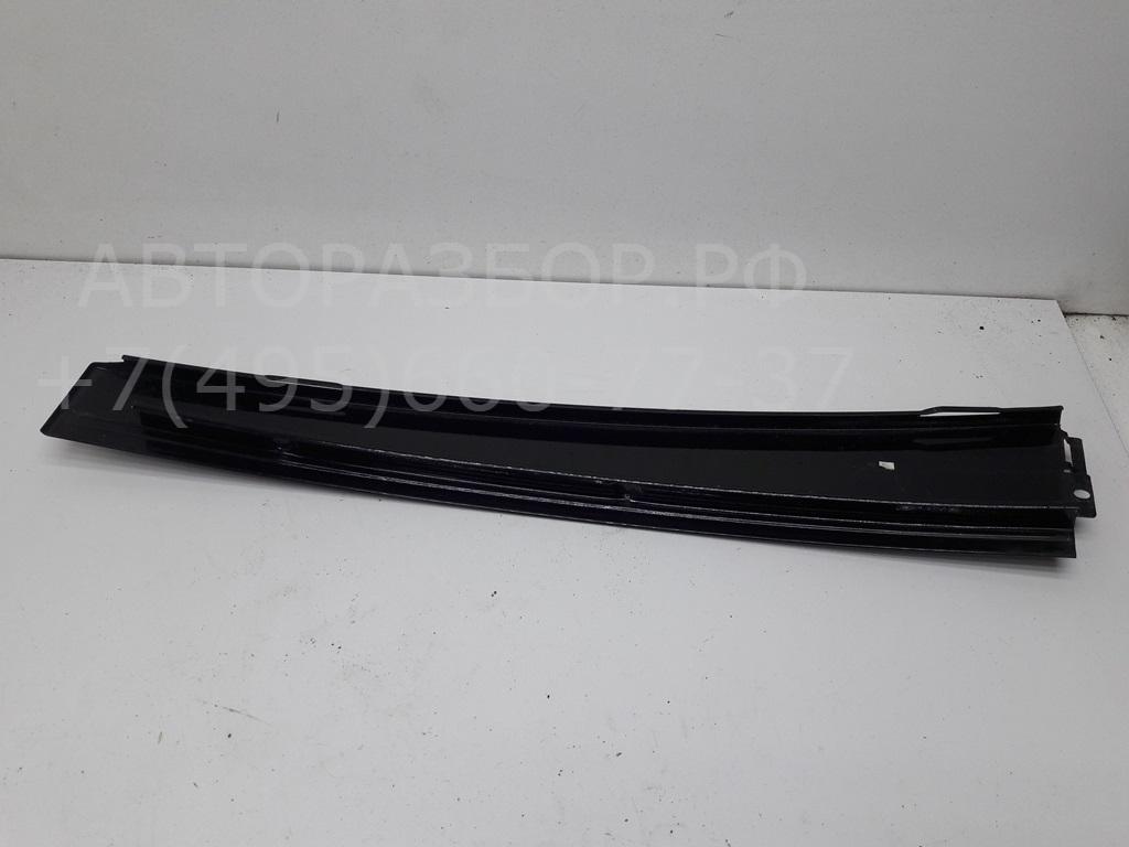 Накладка двери задней левой