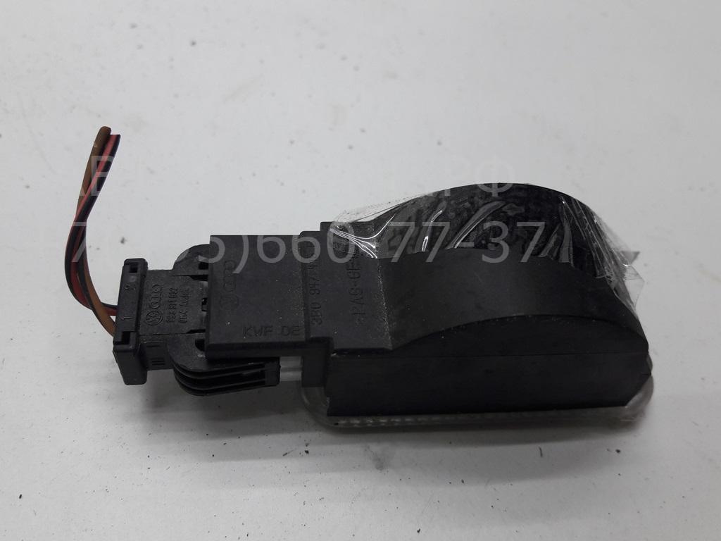 Плафон салонный