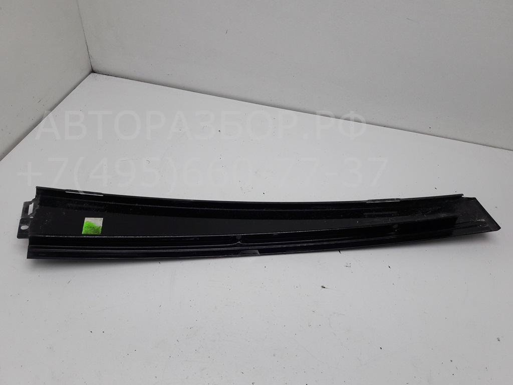 Накладка двери задней правой