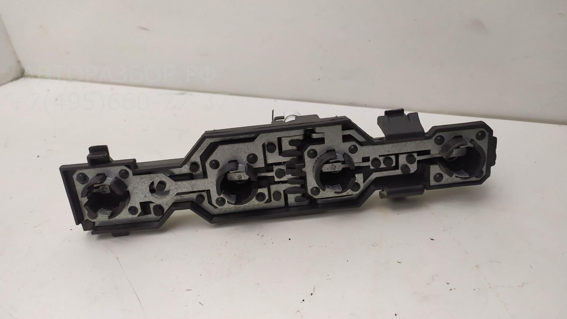 Плата заднего фонаря левого