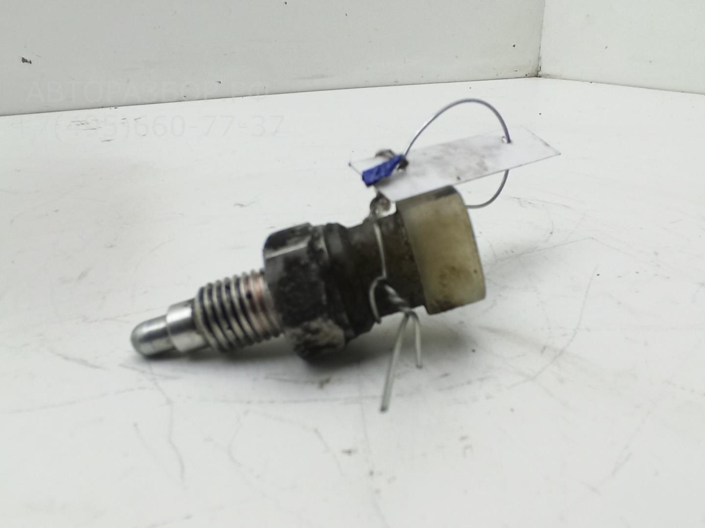 Датчик включения заднего хода