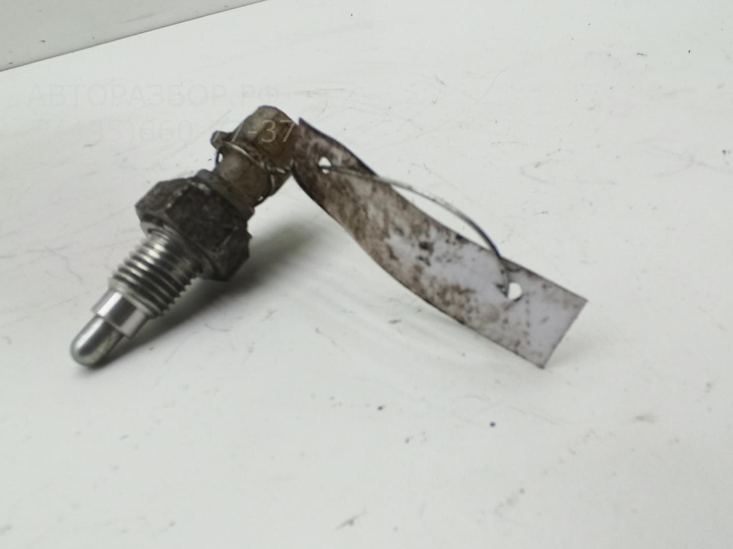 Датчик включения заднего хода