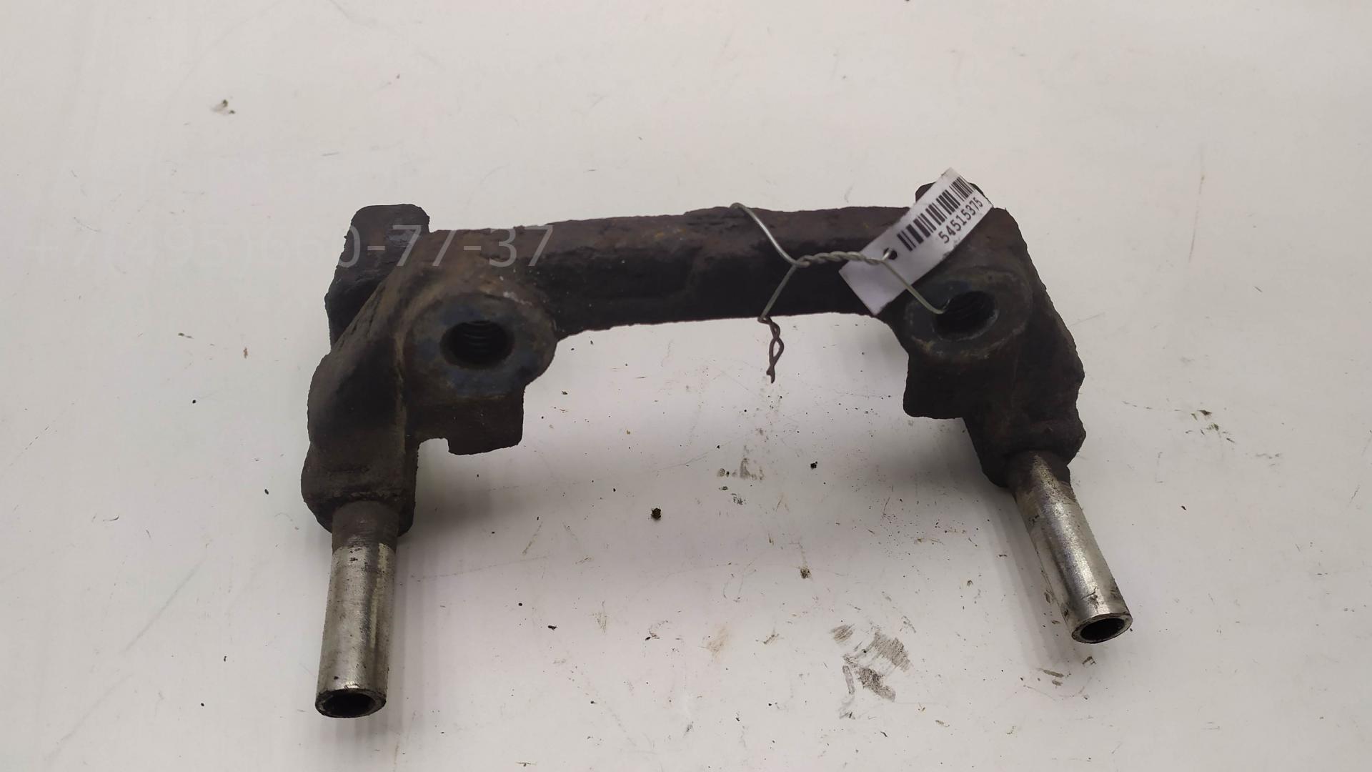 Скоба суппорта заднего