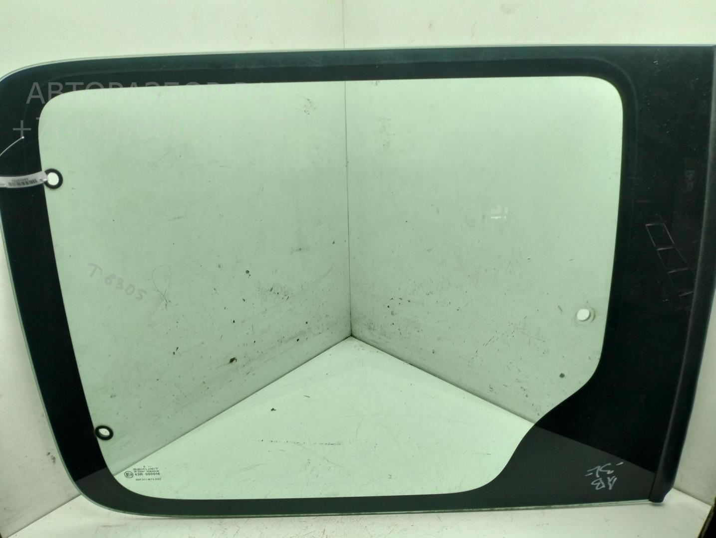 Стекло двери задней левой